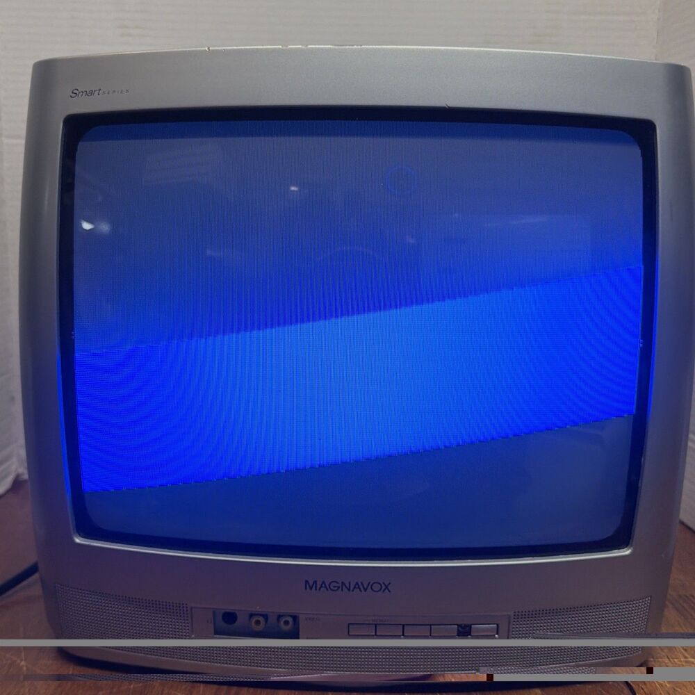 Magnavox 13MT143S 13" Smart Series CRT RETRO GAMING Color TV Television Tested